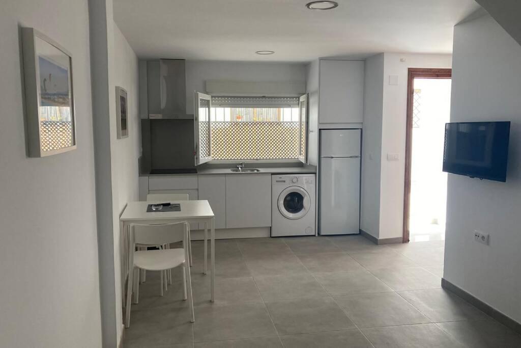Loft Independiente A 150 Mtrs De La Playa Wifi Aire Acondicionado Apartment *